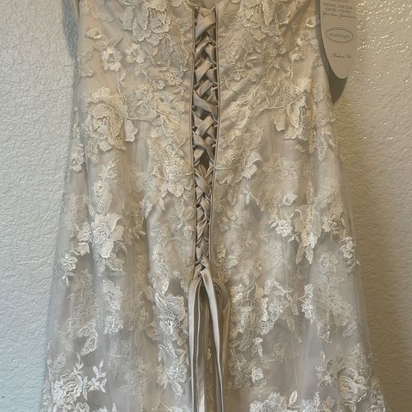 NWT Alfred Angelo 2506 Ivory Wedding Dress With Veil - Picture 6 of 16